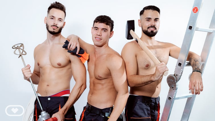 [Gay] Break at work Oliver Hunt, Tony Silver, Stallion Fabio VirtualRealGay vr porn video