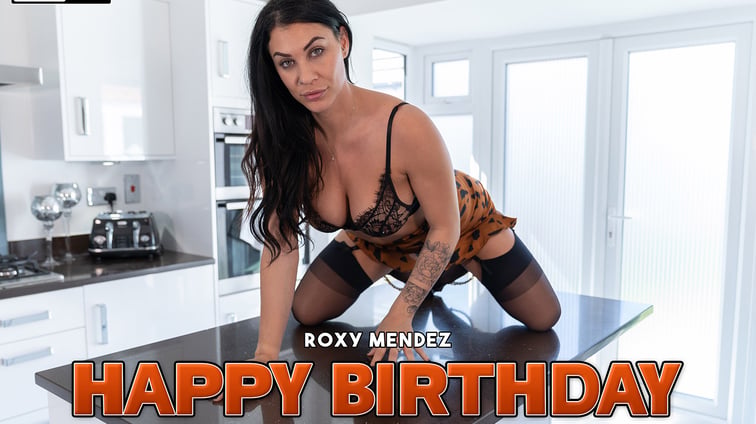 Happy Birthday Roxy Mendez WankitNowVR vr porn video