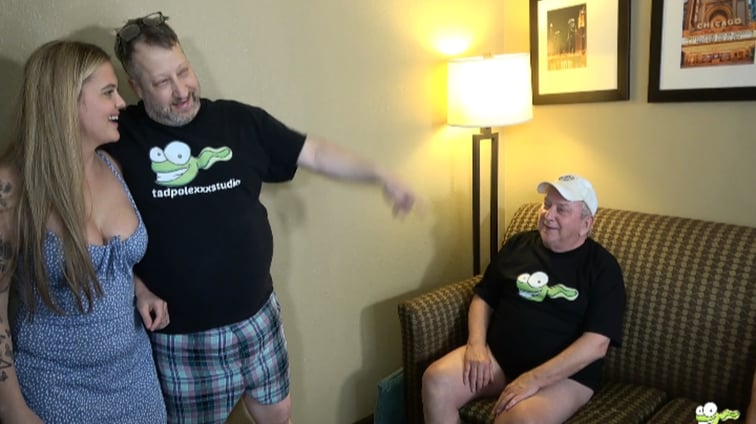 Wisconsin Tiff Mini Gangbang With Old Men Wisconsin Tiff TadPoleXXXStudio vr porn video