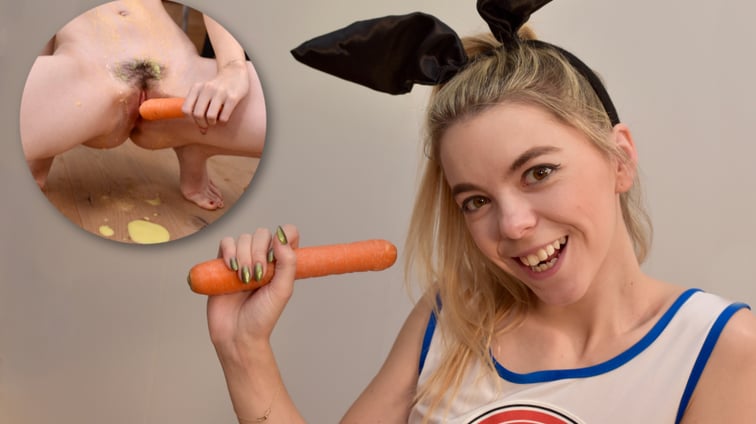 Bunny Luvs Carrots Lina Roselina Bliss VR vr porn video