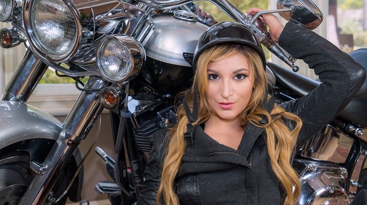 SFW Preview Clips - The Best QA Gig in VR Adriana Chechik, Kendra Spade VR Bangers vr porn video