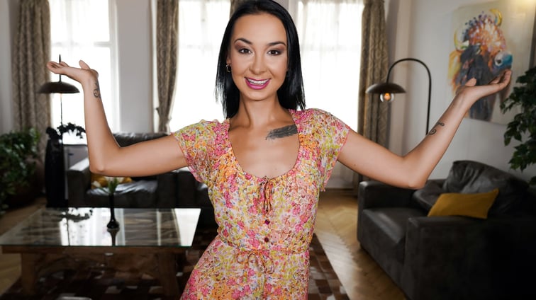 Playing Innocent Freya Dee SexBabesVR vr porn video