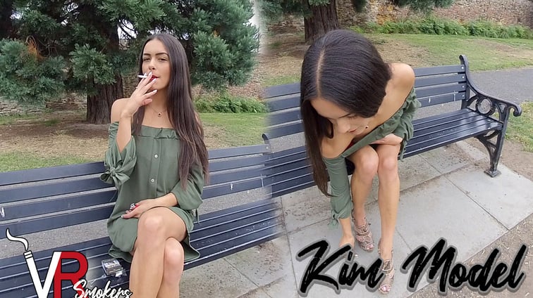 Kim Model - Park Bench Kim Model VR Smokers vr porn video