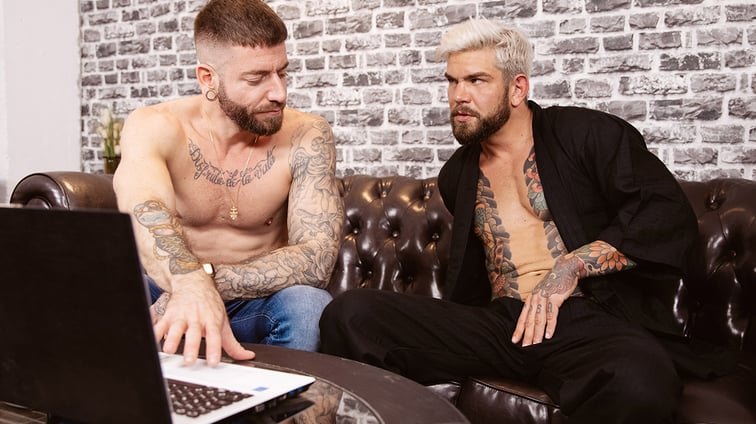 [Gay] After the Photoshoot Juan Lucho, Rico Vega VirtualRealGay vr porn video