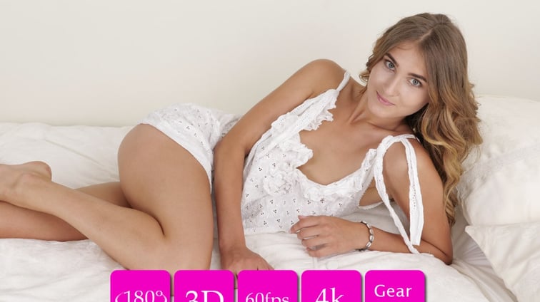 VR180 A Nude Photoshoot With Busty Babe Seira Backstage Seira FeelmeVR vr porn video