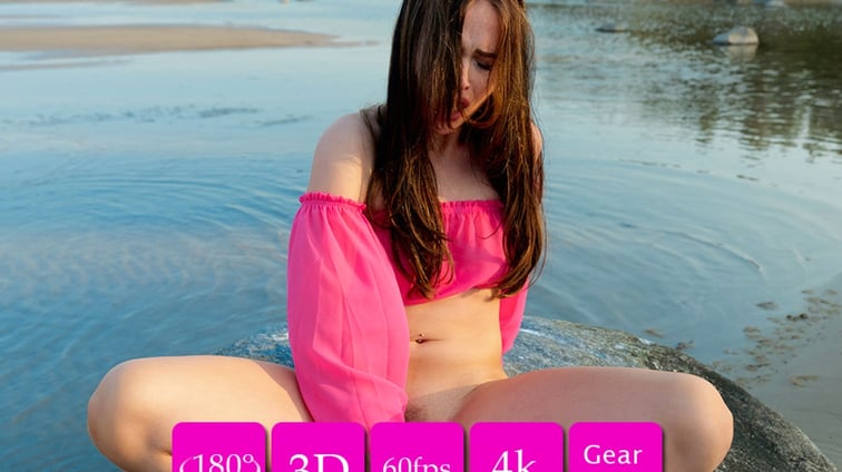 Gabby Bella Masturbates With 4Fingers On The Beach Gabby Bella FeelmeVR vr porn video