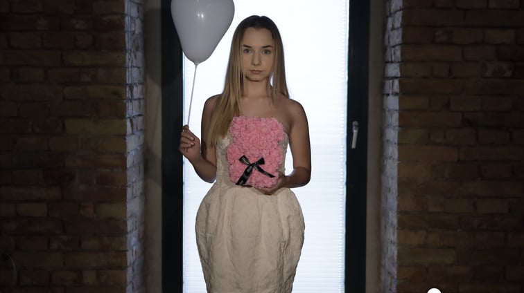 You Gonna Be Late For The Birthday, Girl Mona Blue, Shalina Devine DarkRoomVR vr porn video