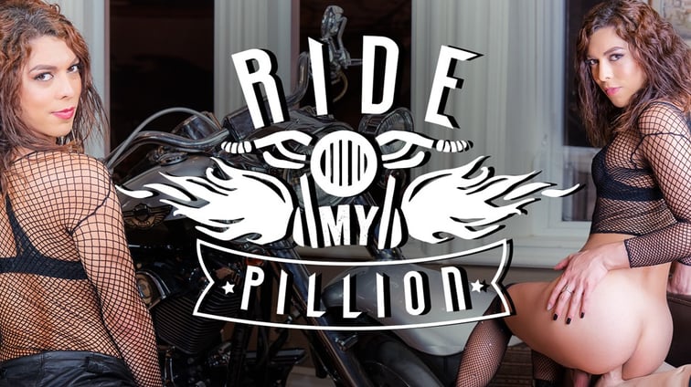 [Trans] Ride My Pillion Kendra Sinclaire VRB Trans vr porn video
